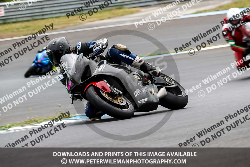 estoril;event digital images;motorbikes;no limits;peter wileman photography;portugal;trackday;trackday digital images